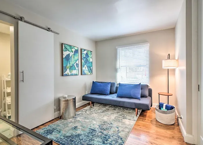 W/ Office + Yard: 25 Mi To Downtown Chicago! Casa vacanze Glen Ellyn