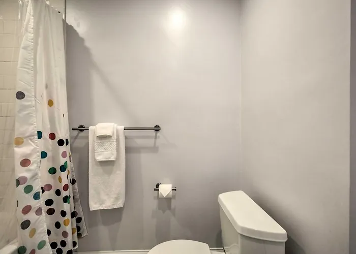 W/ Office + Yard: 25 Mi To Downtown Chicago! Casa vacanze *